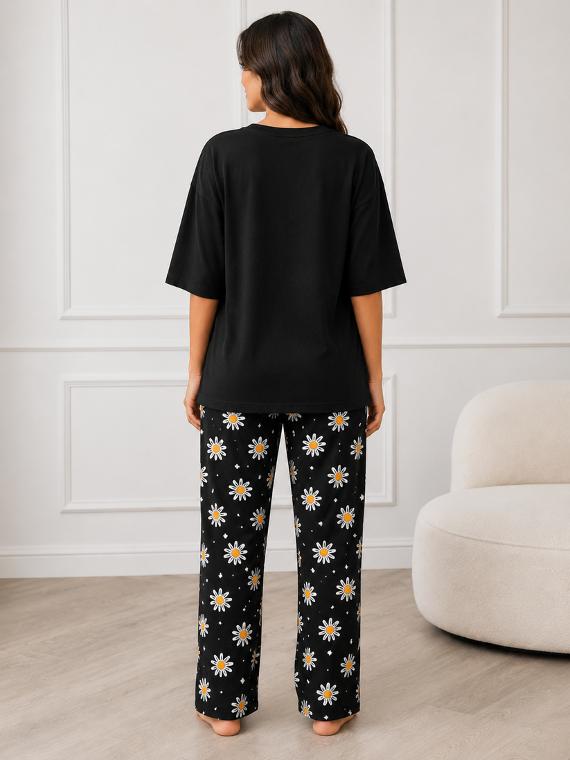 Women's Daisy Flower Print Night Suit – Soft Loose Fit Short Sleeve T-Shirt & Floral Pajama Set